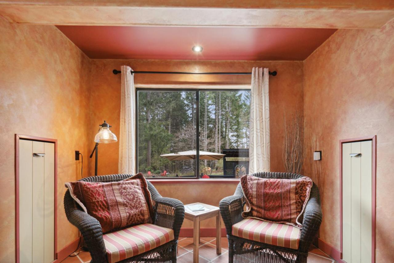 Salt Spring Carriage House B&B Ganges Dış mekan fotoğraf